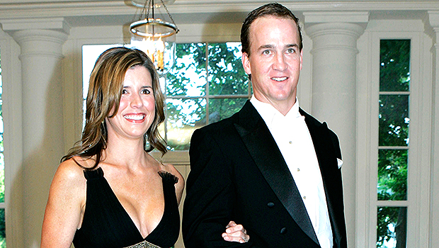 peyton-manning’s-wife:-everything-to-know-about-his-spouse-of-20+-years-ashley