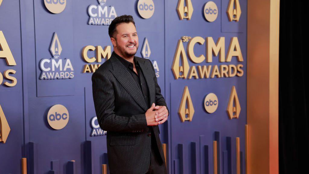 cma-awards-2024-winners:-chris-stapleton,-morgan-wallen-&-more