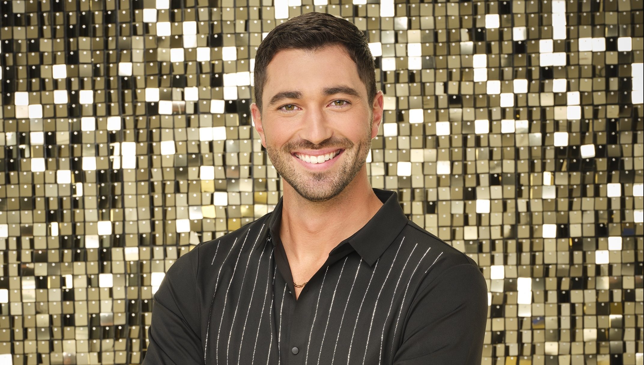 who-is-joey-graziadei?-5-things-about-the-‘dwts’-2024-winner