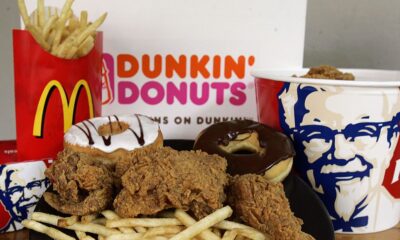 what-fast-food-chains-are-open-on-thanksgiving?-hours-for-mcdonald’s,-dunkin-&-more