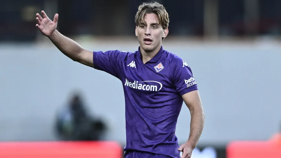 “awake,-alert-and-oriented”:-fiorentina-update-on-edoardo-bove