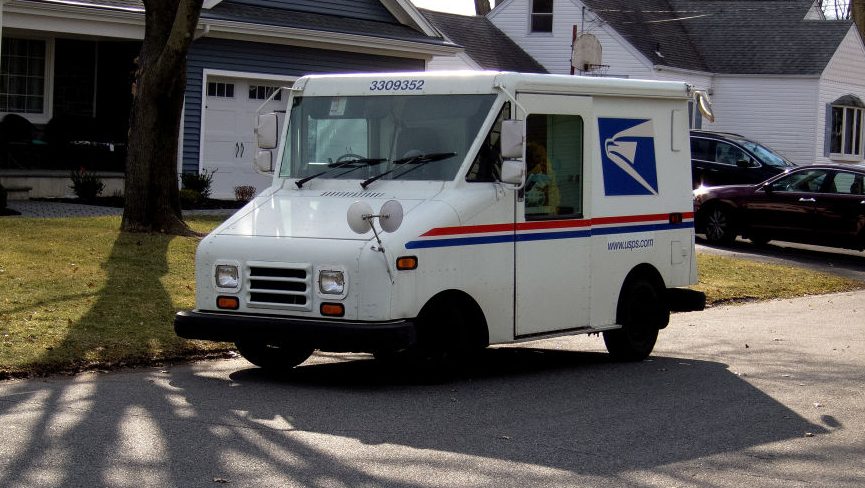 is-there-mail-on-christmas-eve-2024?-usps,-fedex-&-ups-status