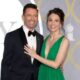 are-hugh-jackman-&-sutton-foster-dating?-their-relationship