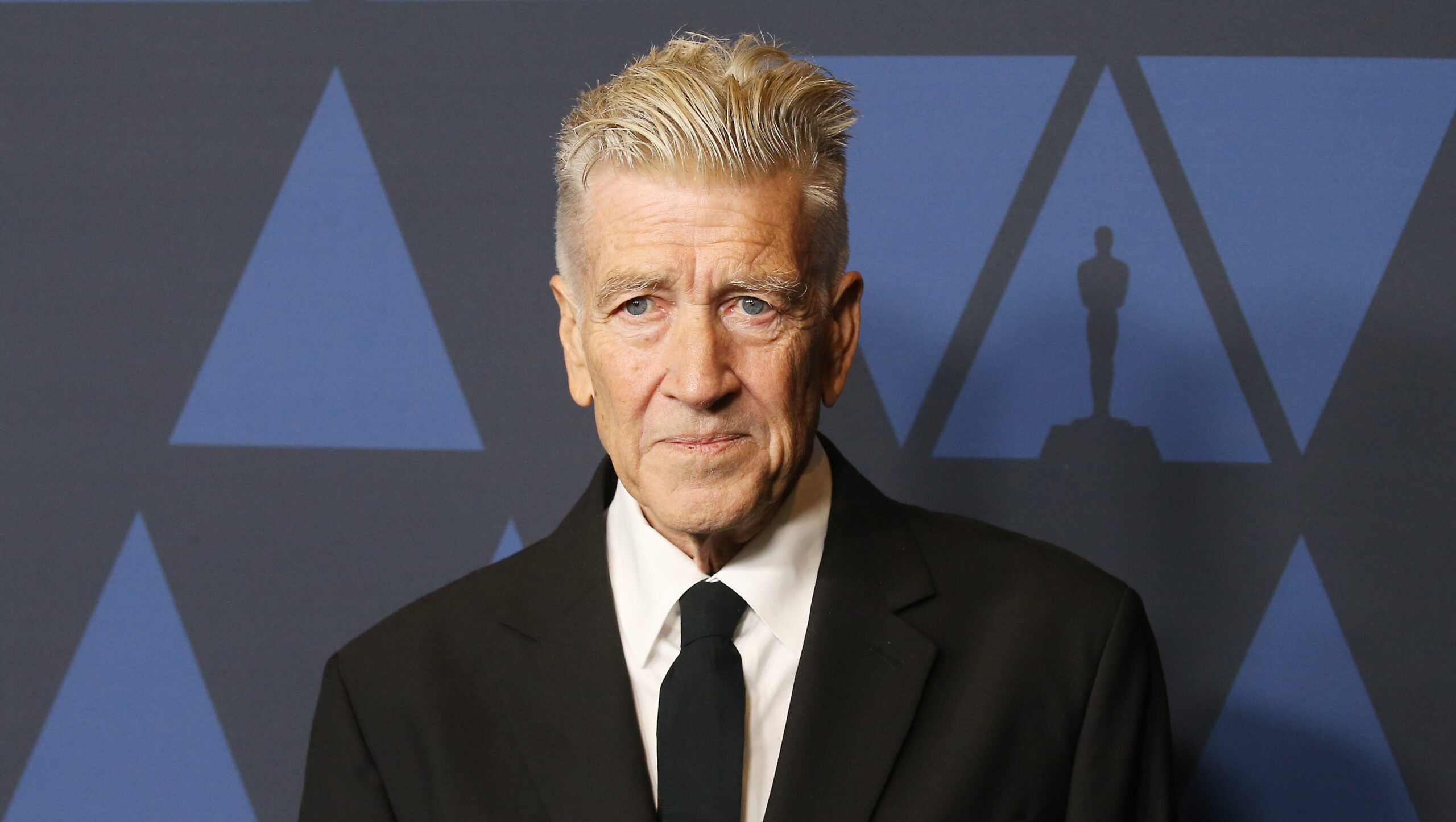 david-lynch’s-health:-about-the-late-filmmaker’s-emphysema