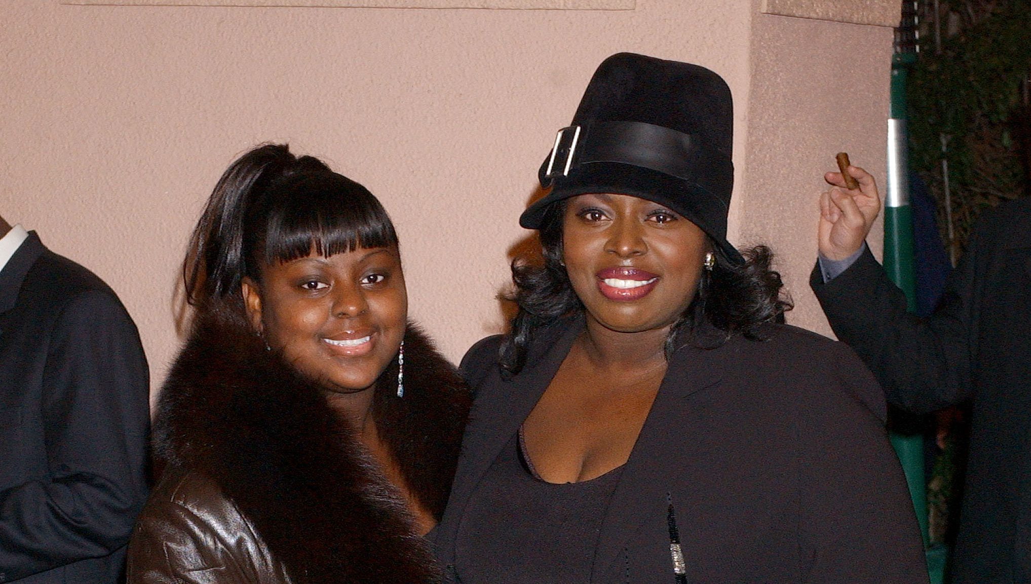 angie-stone’s-children:-about-the-late-singer’s-daughter-&-son