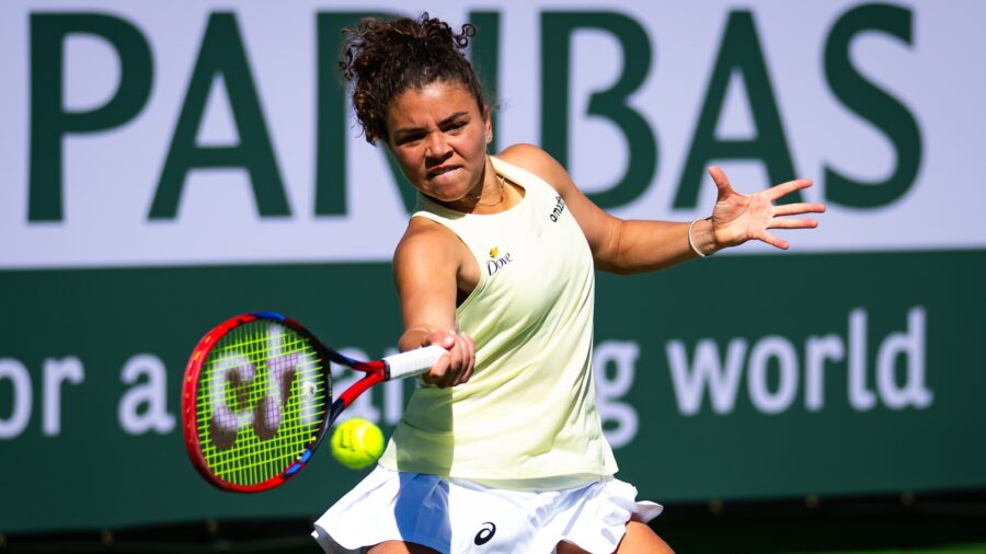 wta-1000-indian-wells,-jasmine-paolini-suffers-but-advances-to-the-third-round