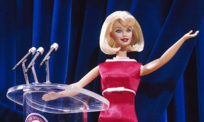 chatgpt-action-figure:-about-the-ai-barbie-box-trend-&-more