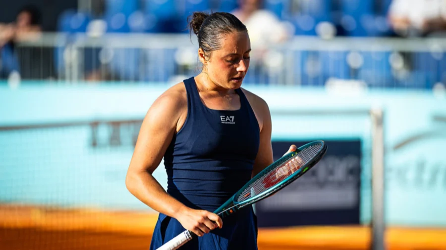 lucia-bronzetti-and-elisabetta-cocciaretto-also-immediately-out-in-doubles-in-rome