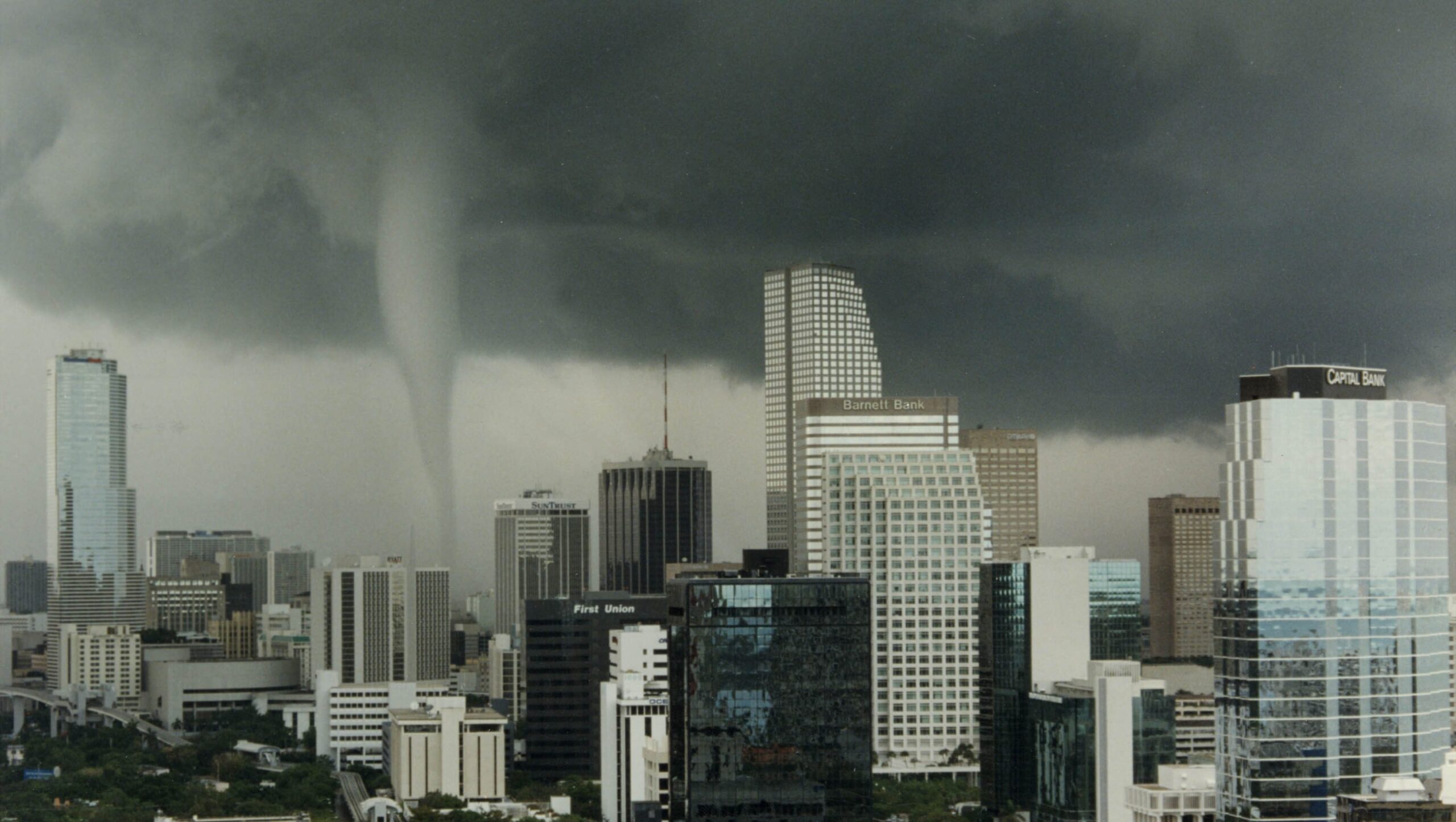 st.-louis-tornado:-updates-on-the-damage