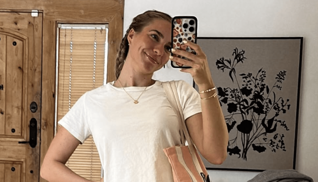 who-is-emilie-kiser?-5-things-about-the-social-media-star