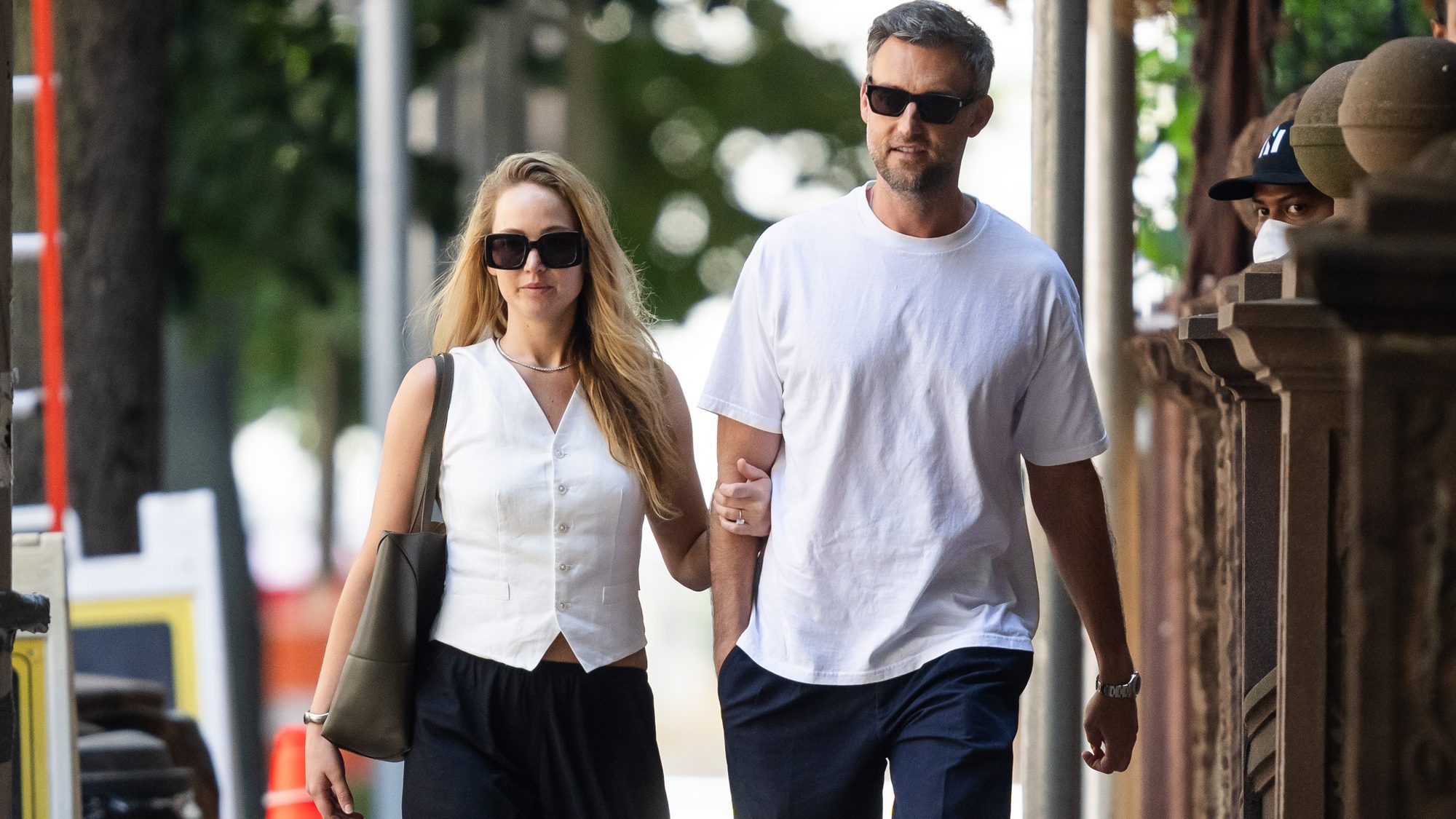 jennifer-lawrence’s-dating-history:-all-about-her-marriage-&-past-romances