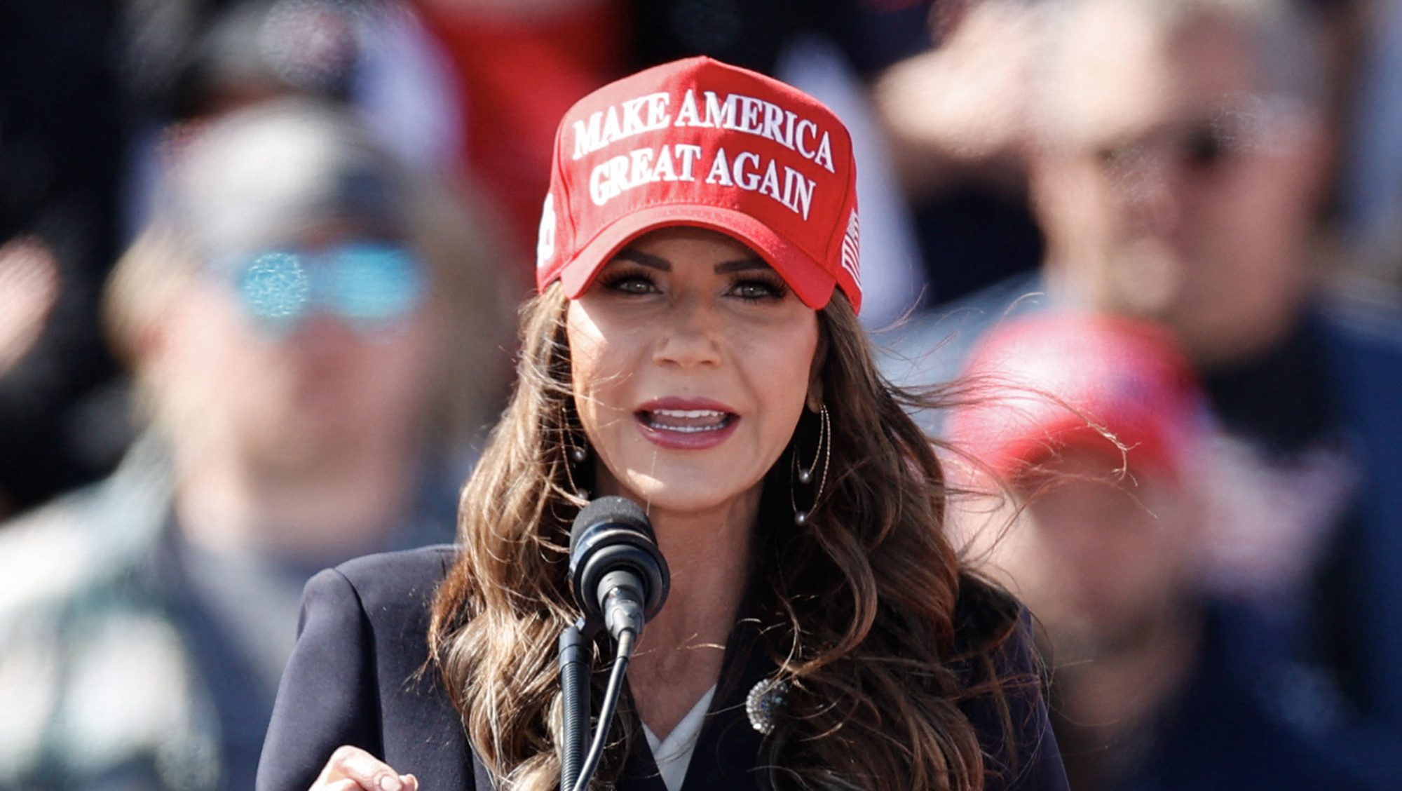 kristi-noem’s-net-worth:-how-much-money-she-has-today