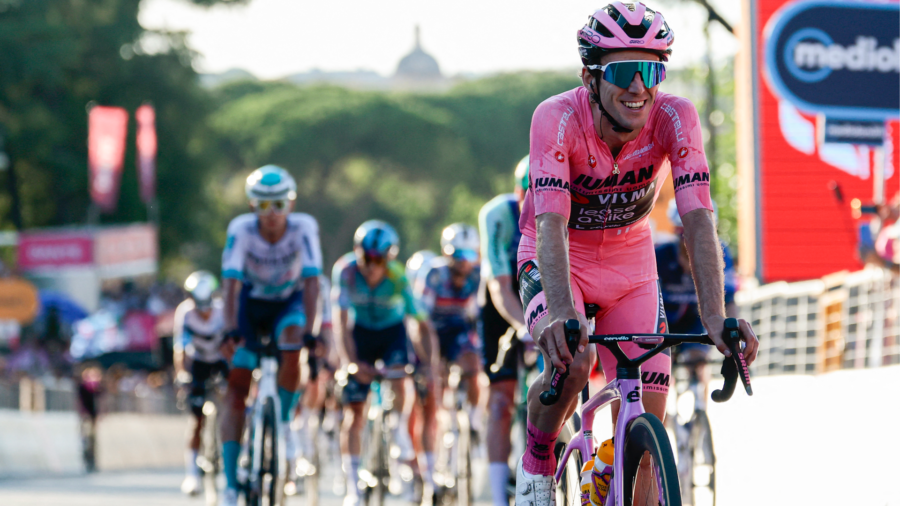 simon-yates-wins-giro-d’italia-2025:-final-stage-goes-to-kooij
