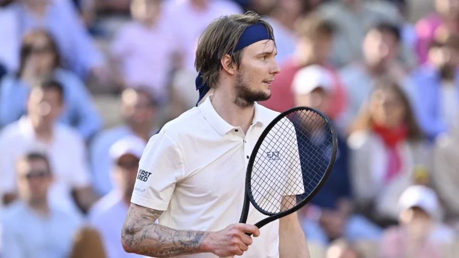 roland-garros,-alexander-bublik-sends-clear-message-to-jannik-sinner-and-andrey-rublev