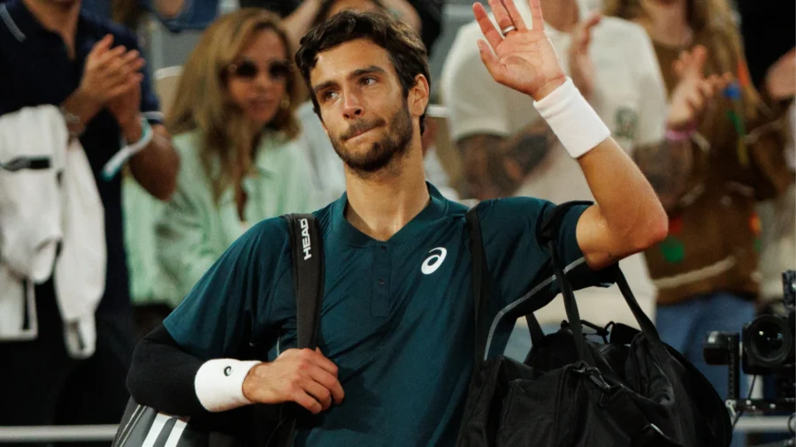 lorenzo-musetti,-message-to-fans-after-withdrawal-at-roland-garros