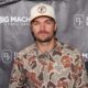 who-is-conner-smith?-5-things-to-know-about-the-country-singer